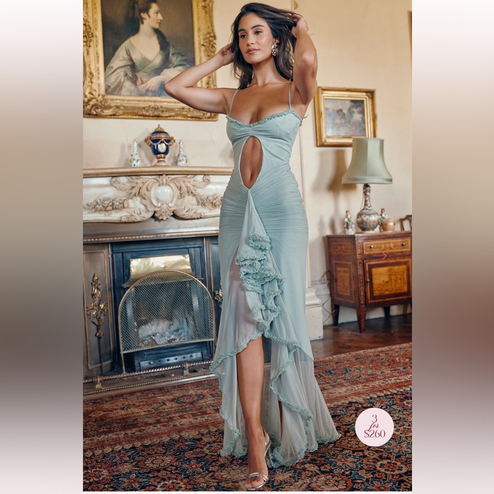 HOUSE OF CB "Gabriella" Pistachio Ruffled Front Gown NWOT
